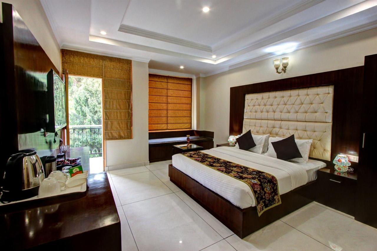 Regenta Place Green Leaf Manali- A Centrally Heated Resort Exterior photo