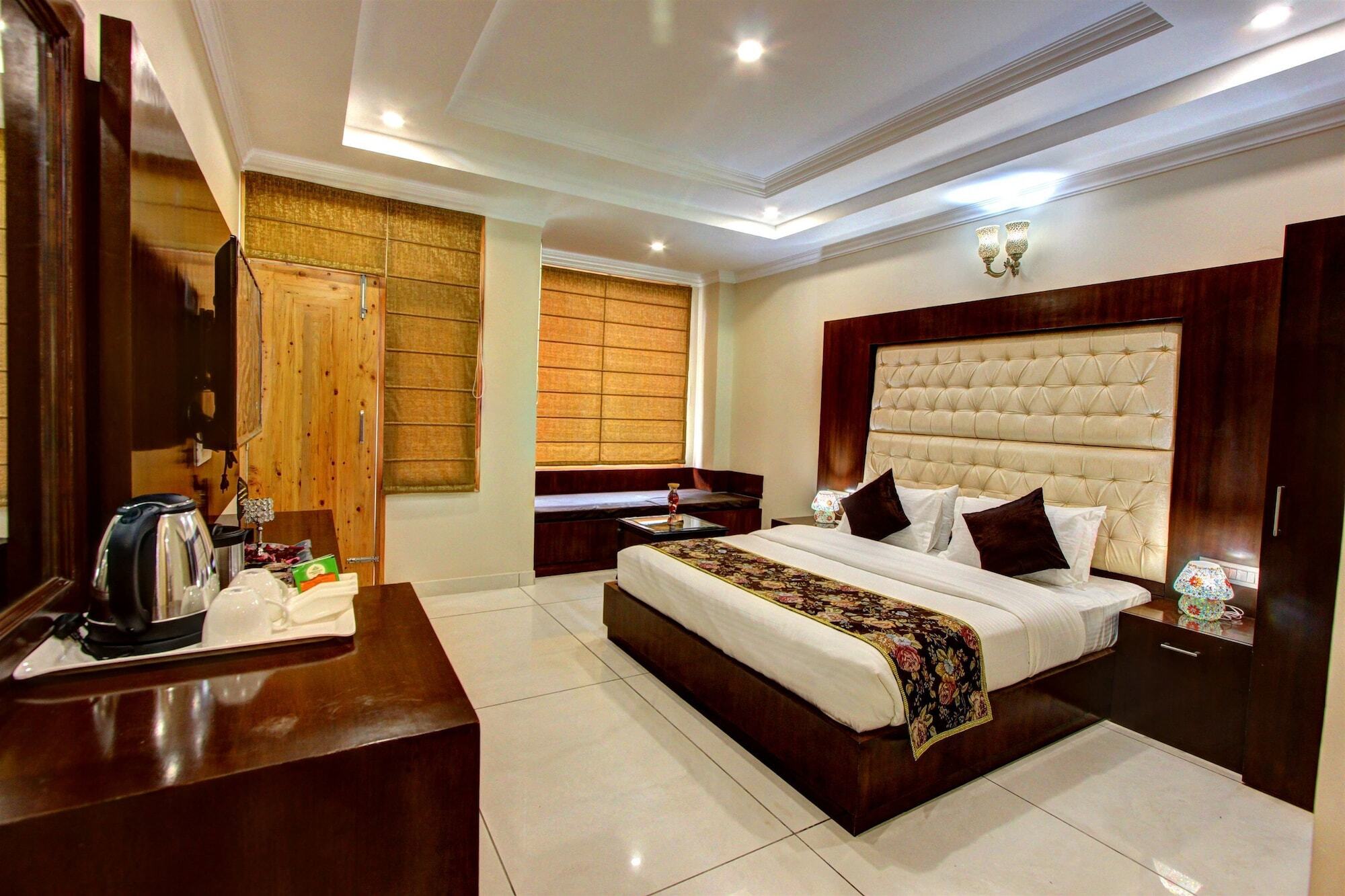 Regenta Place Green Leaf Manali- A Centrally Heated Resort Exterior photo